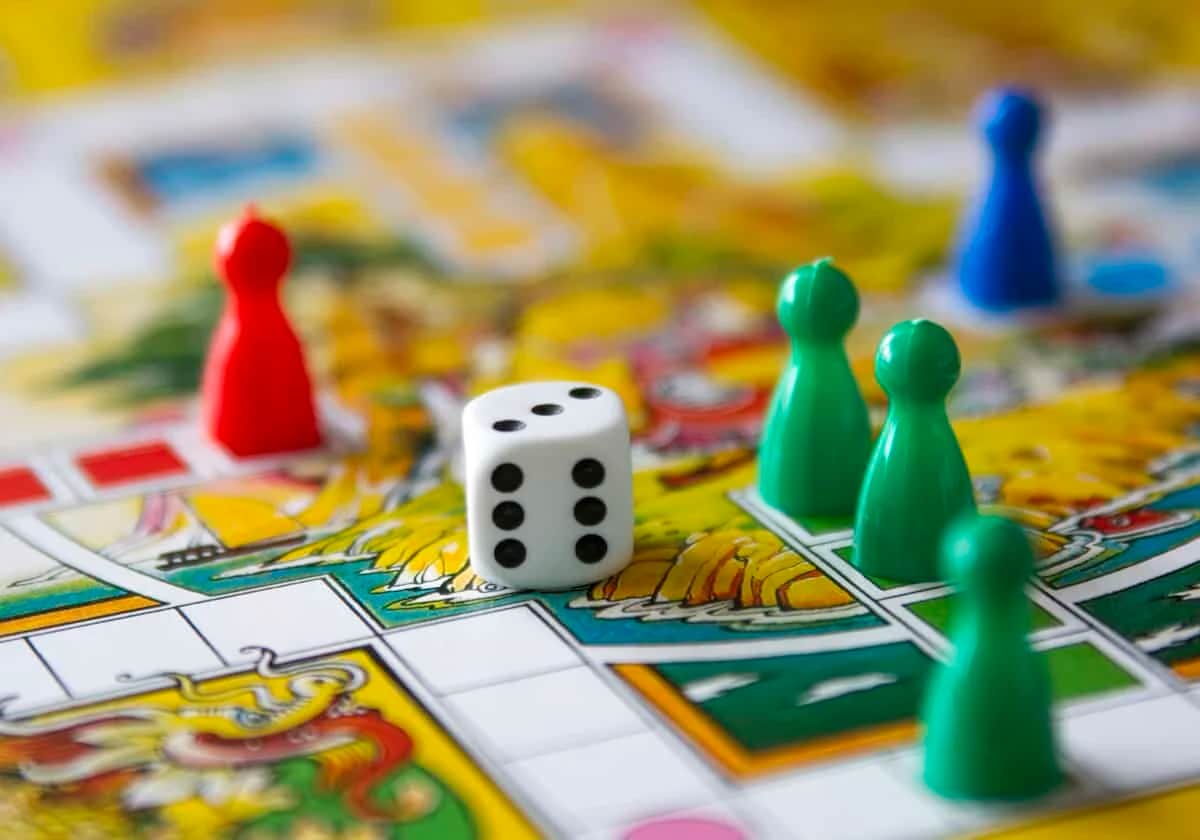 Unplugged Family Game Night – Pilot Y